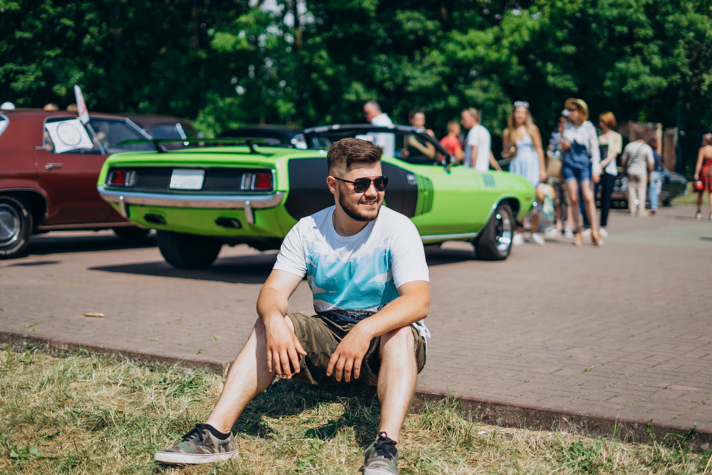 Doctor consulting with patient